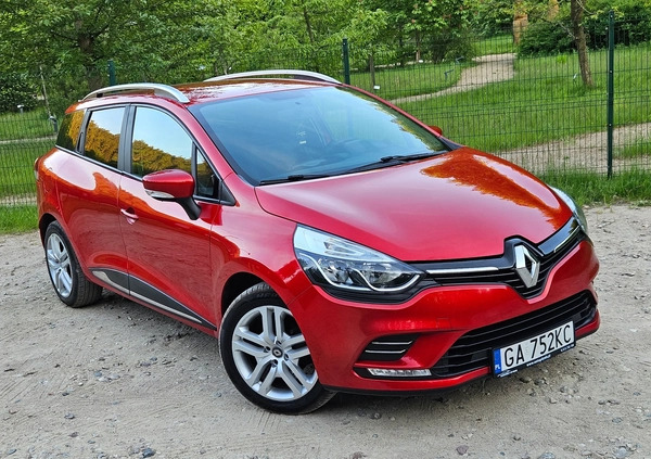 Renault Clio cena 37700 przebieg: 137000, rok produkcji 2017 z Gdynia małe 781